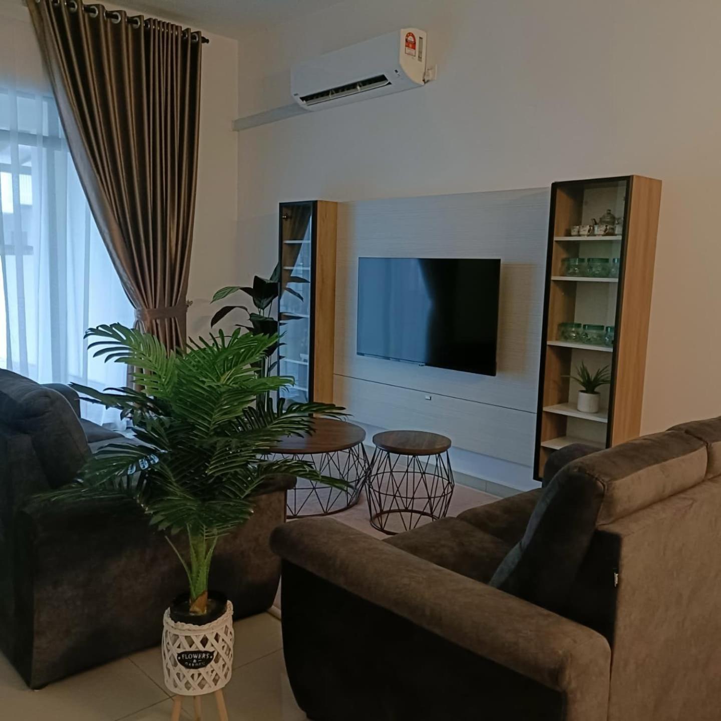 Homestay Idamanku Shah Alam Exterior photo